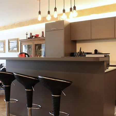 Freshly Renovated & Central For Up To 8 Guests, Palma *