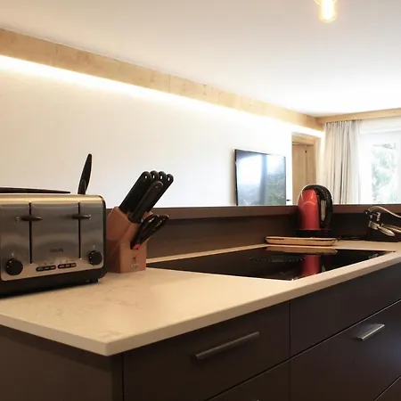 Apartment Freshly Renovated & Central For Up To 8 Guests, Palma Crans-Montana