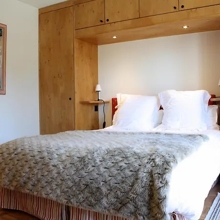 Freshly Renovated & Central For Up To 8 Guests, Palma Crans-Montana